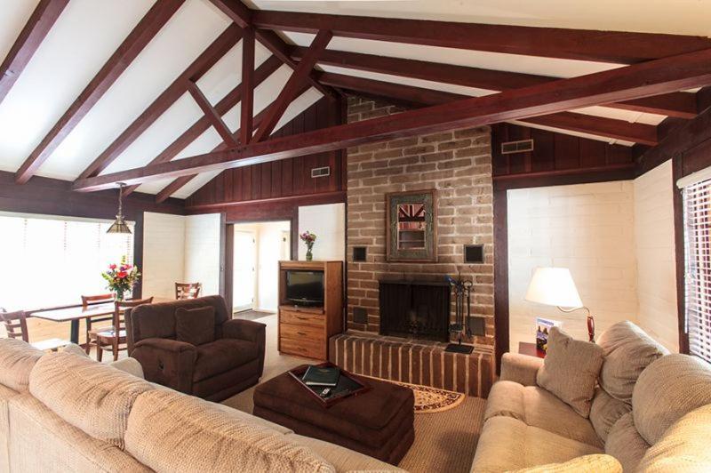 Pine Acres Lodge Pacific Grove Exterior foto
